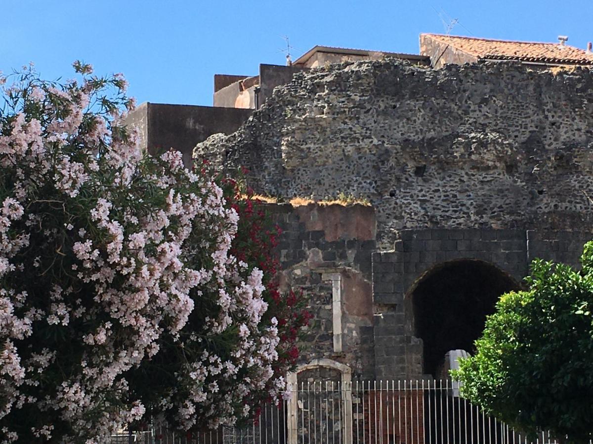 Casa Ega E La Rotonda: Bellissimi Monovani Nel Cuore Di カターニア エクステリア 写真