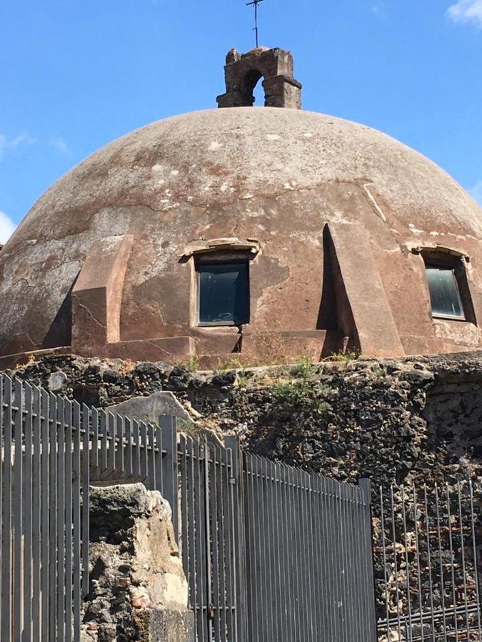 Casa Ega E La Rotonda: Bellissimi Monovani Nel Cuore Di カターニア エクステリア 写真